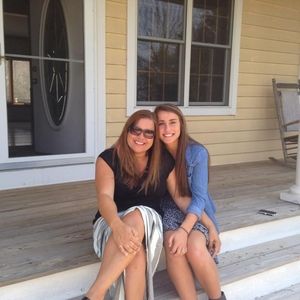 Meet your Posher, Tina